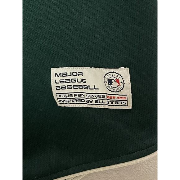 True Fan Sz XL Oakland Athletics A’s Jersey Shirt Green Yellow - Picture 2 of 9